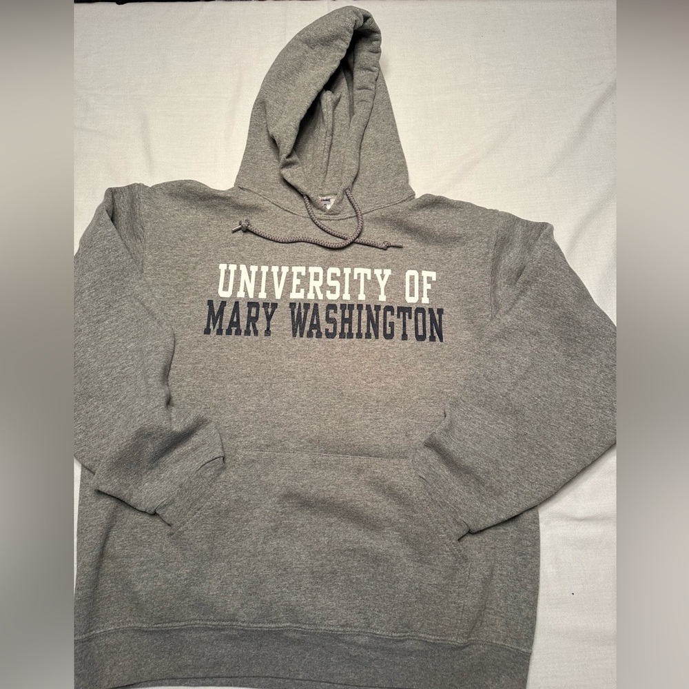 Gray University of Mary Washington hoodie. Size L